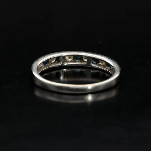 9ct White Gold Sapphire and Diamond Ring image-4