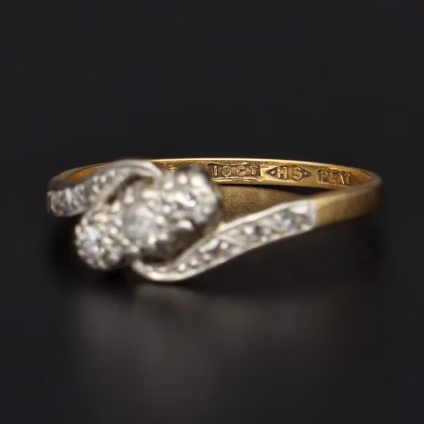 Vintage 18ct Gold and Platinum Ring