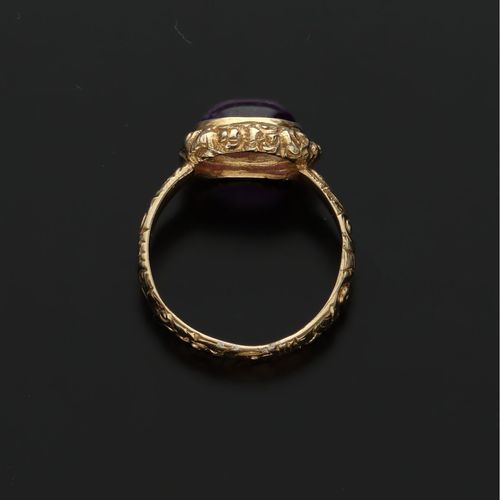 Amethyst 9ct Gold Ring image-6