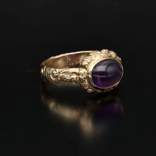 Amethyst 9ct Gold Ring image-1