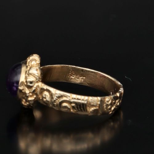 Amethyst 9ct Gold Ring image-4