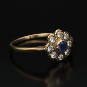 18ct Yellow Gold Sapphire and Diamond Cluster Ring