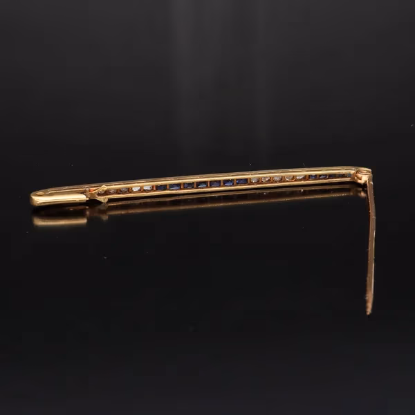 Art Nouveau 18ct Gold and Platinum Diamond and Sapphire Brooch