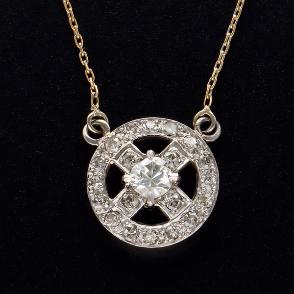 Art Deco18ct Gold Diamond Pendant