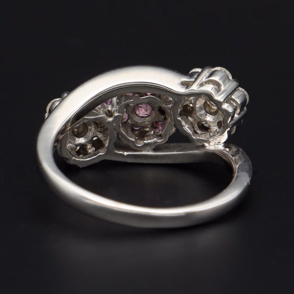 18ct Gold Pin Sapphire and Diamond Ring