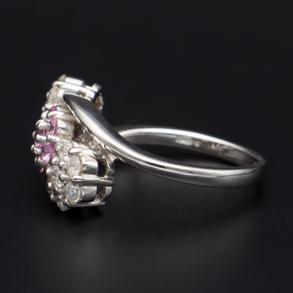 18ct Gold Pin Sapphire and Diamond Ring