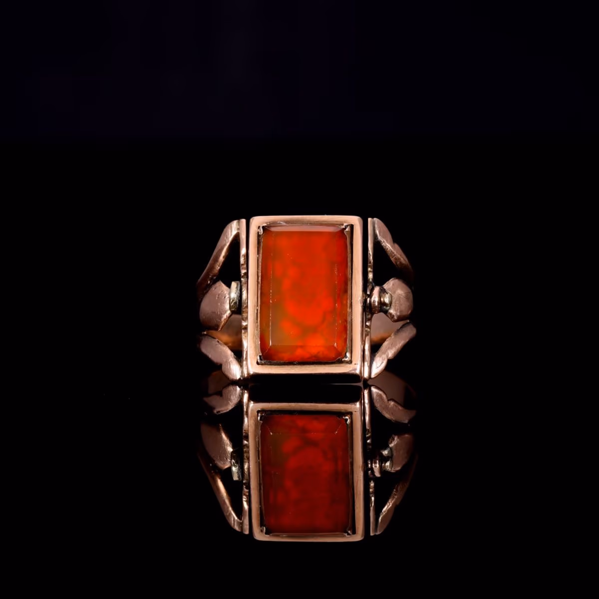 360° view of The Antique Georgian Swivel Paste And Hairwork Ring
