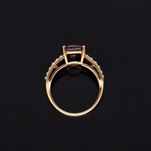 Gold 4ct Garnet Zircon Ring