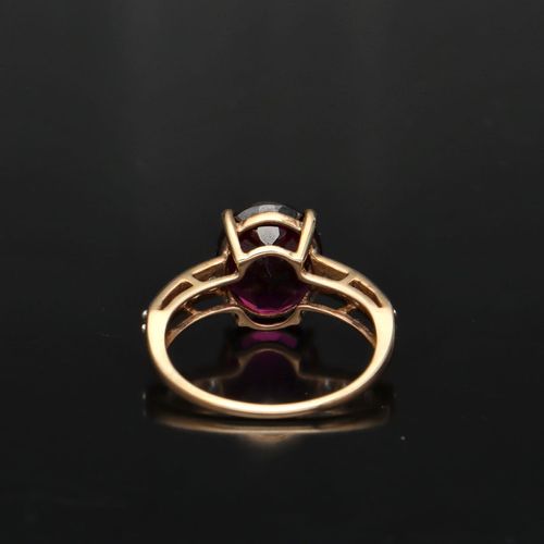 Gold 4ct Garnet Zircon Ring image-4