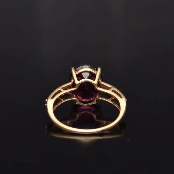 Gold 4ct Garnet Zircon Ring