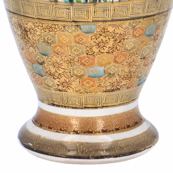 Japanese Satsuma Iris Vase Ryuzan
