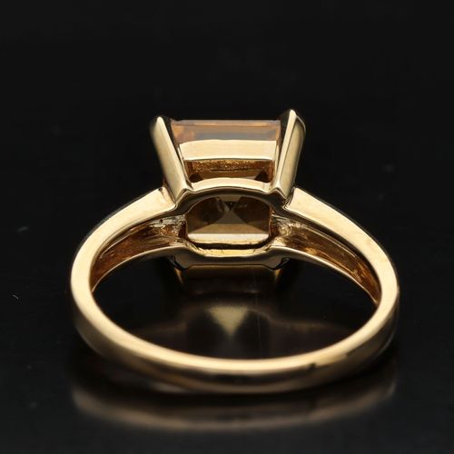 9ct Gold Citrine Ring. image-5