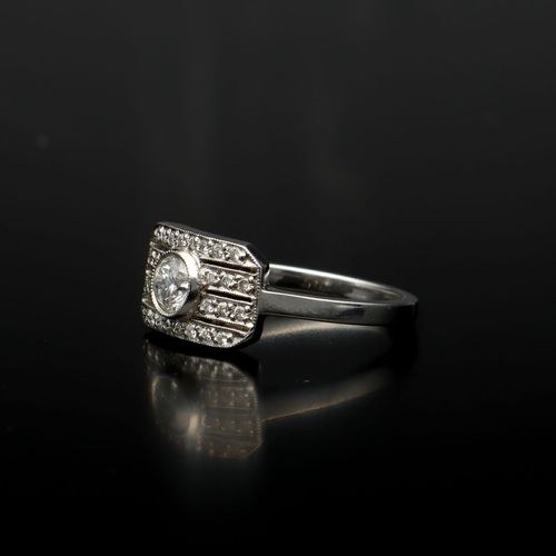 Platinum Art Deco Style Diamond Ring image-3