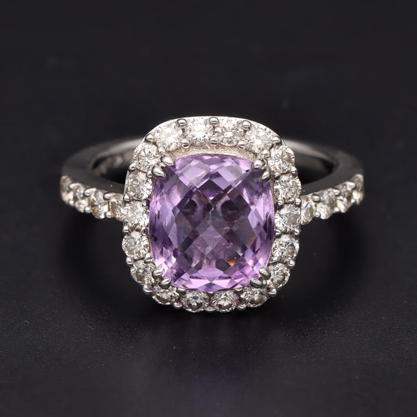 18ct Gold Amethyst and Diamond Ring