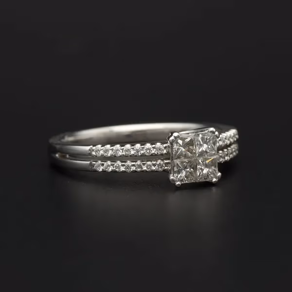 18ct White Gold Diamond Cluster Ring