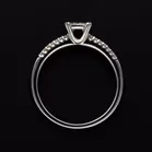 18ct White Gold Diamond Cluster Ring