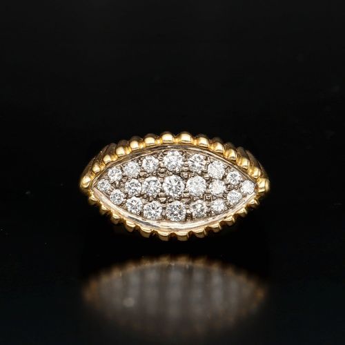 18K Gold Diamond Ring image-3