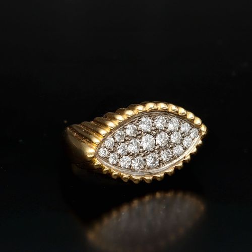 18K Gold Diamond Ring image-1
