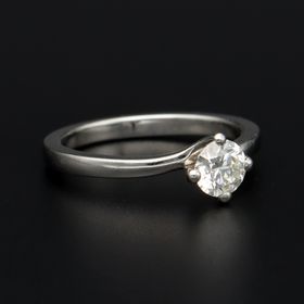 Platinum Solitaire Diamond Ring
