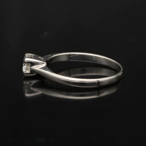 Vintage 18ct Gold Diamond Solitaire Ring