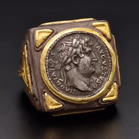 18ct Yellow Gold & Oxidised Silver With Rare Roman Coin Ring