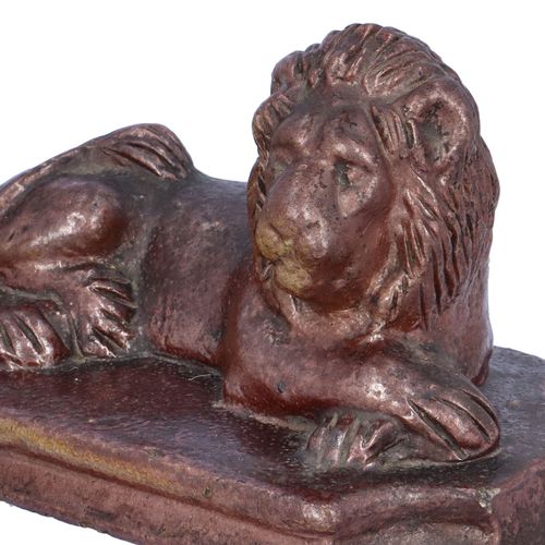 19th Century Salt Glazed Stoneware Lion image-4