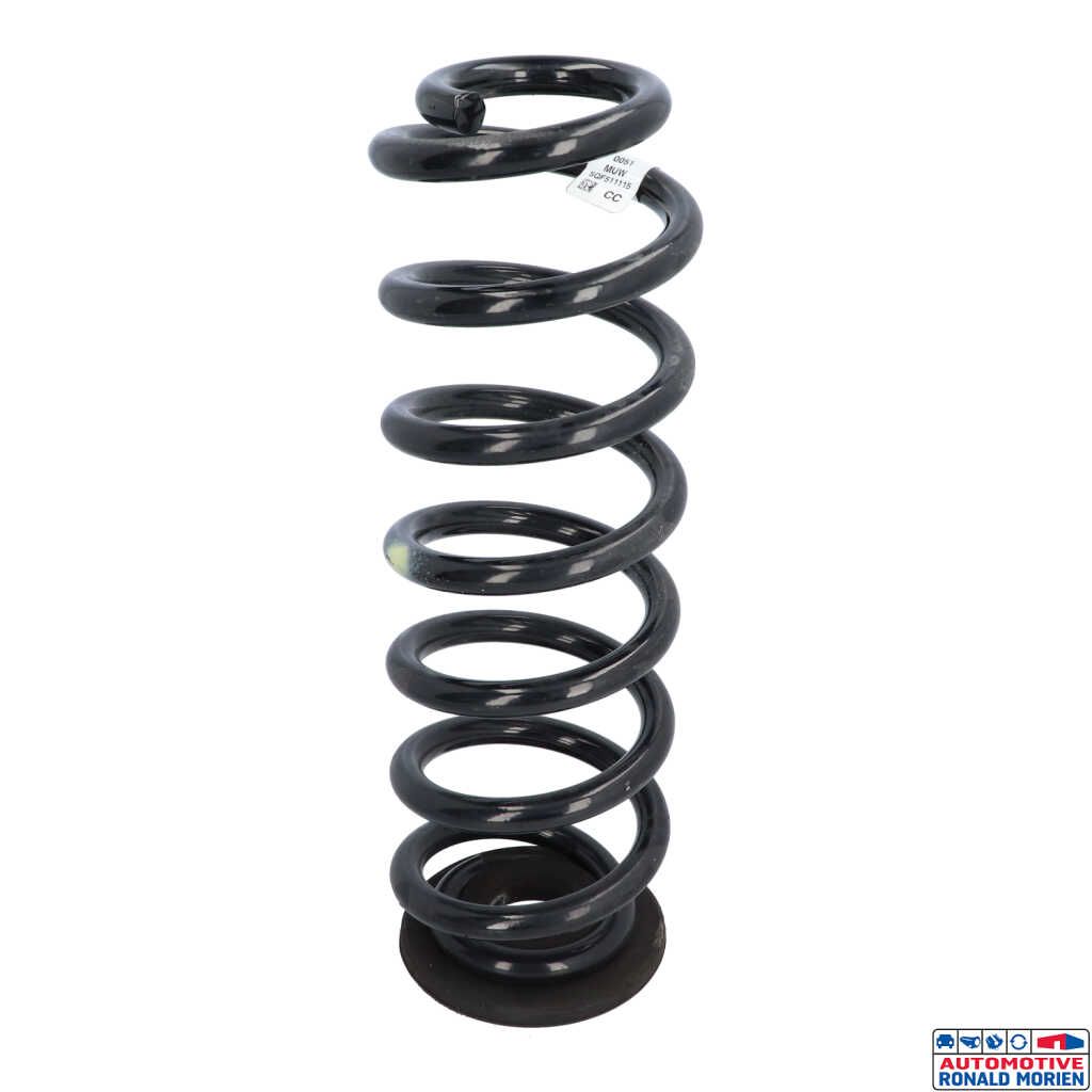 Used Rear coil spring Volkswagen Tiguan (AD1) 2.0 TDI 16V BlueMotion Techn.SCR 4Motion Price € 40,00 Inclusive VAT offered by Automaterialen Ronald Morien B.V.