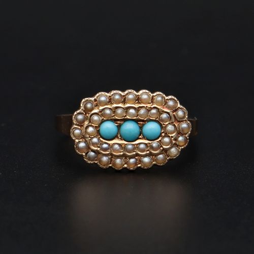 Gold Victorian Style Ring image-2