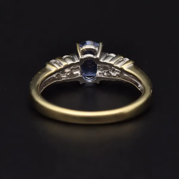 18ct Gold Diamond and Sapphire Ring