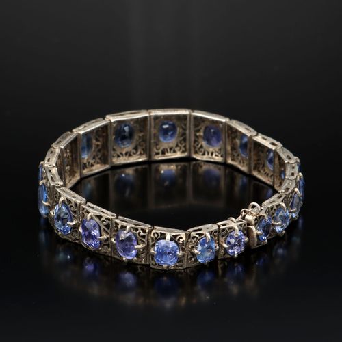 Natural Blue Ceylon Sapphire Bracelet image-3