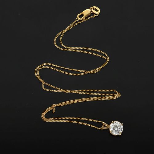 18K Gold Pendant and Chain image-3