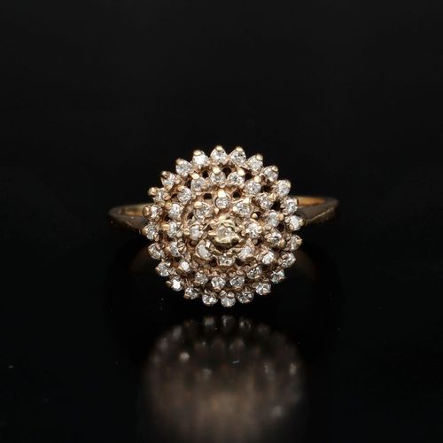 9ct Gold Diamond Cluster Ring image-2