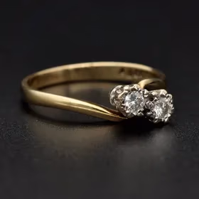 Retro Gold toi-et-moi Diamond Ring