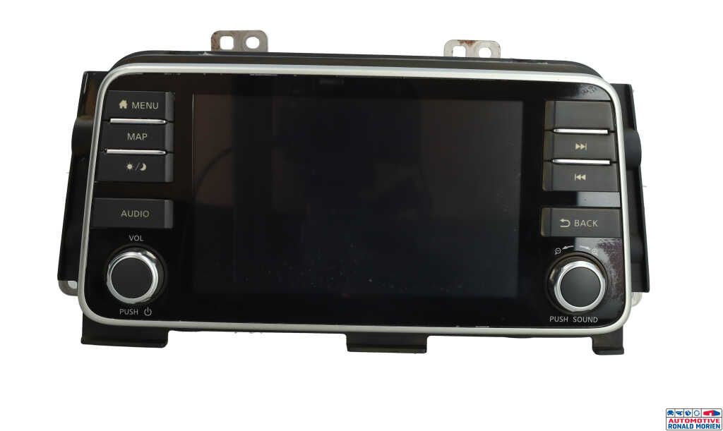 Gebrauchte Radio Nissan Micra (K14) 1.0 IG-T 92 Preis € 95,00 Margenregelung angeboten von Automaterialen Ronald Morien B.V.