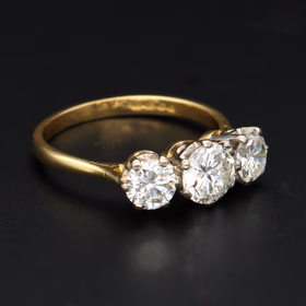 18ct Gold Diamond Ring
