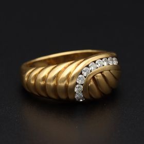 18ct Gold Diamond Ring
