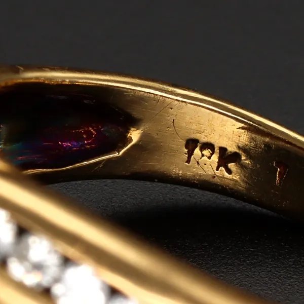 18ct Gold Diamond Ring