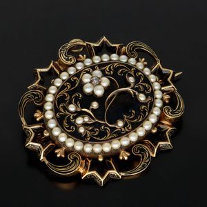 15ct Gold Pearl and Diamond Mourning Brooch
