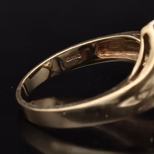 Gold Diamond Ring