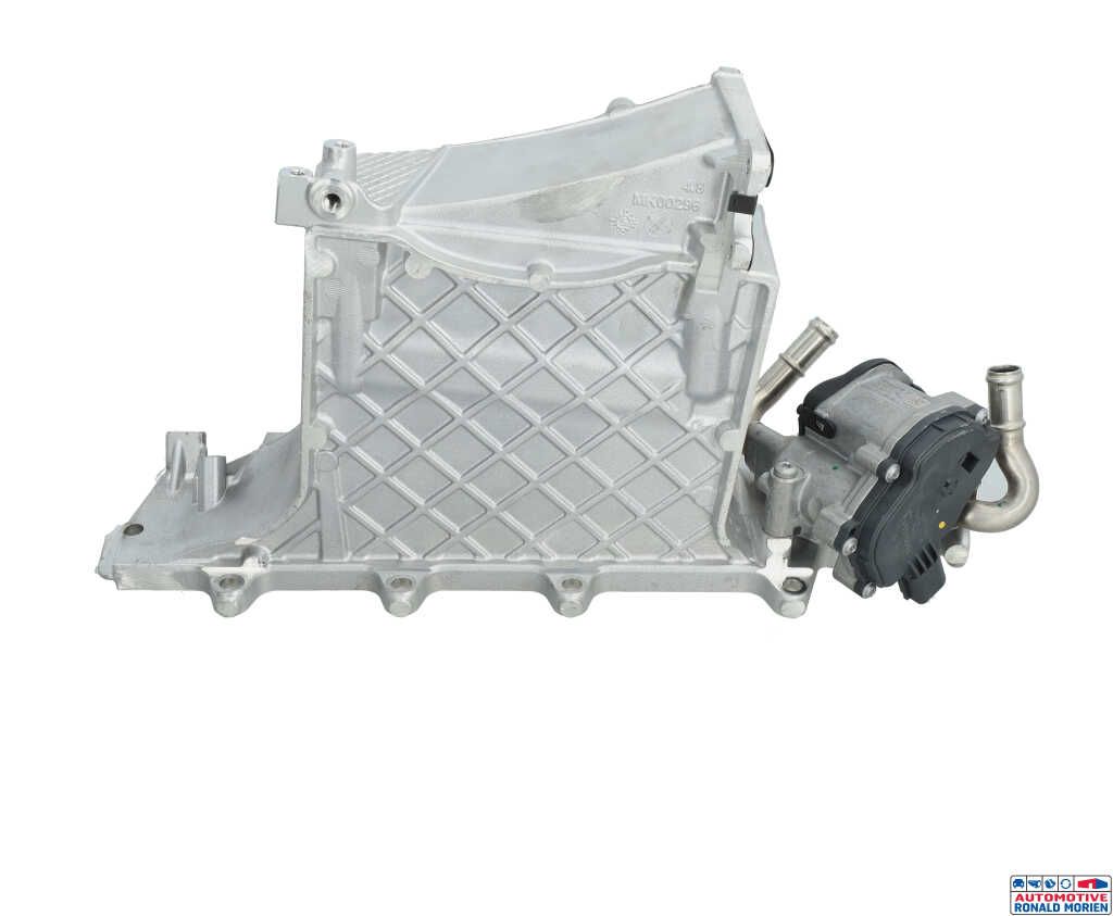 New Intake manifold Volkswagen Jetta IV (162/16A) 2.0 TDI 16V Price € 325,01 Inclusive VAT offered by Automaterialen Ronald Morien B.V.