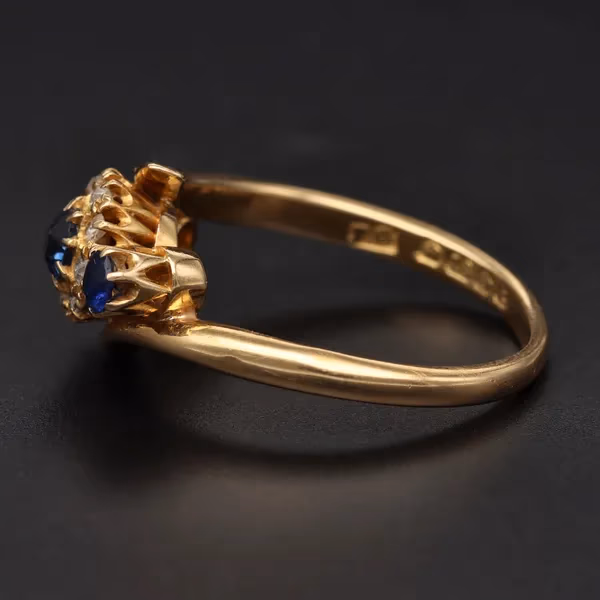 18ct Yellow Gold Sapphire & Diamond Cluster Ring