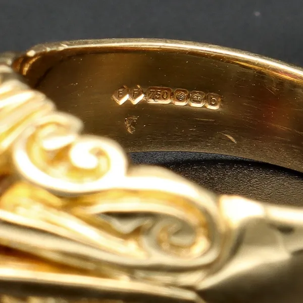 18ct Yellow Gold Ruby Ring