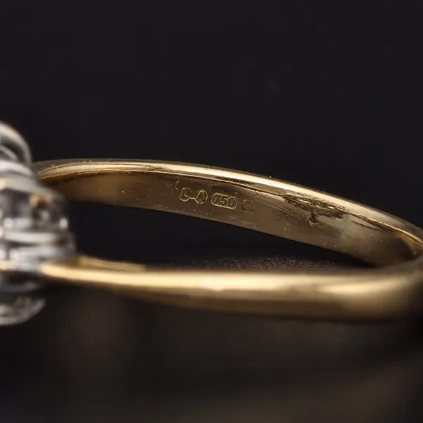 18ct Gold Diamond Ring