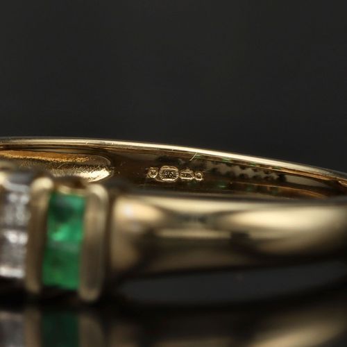 Gold Emerald Diamond Ring image-4