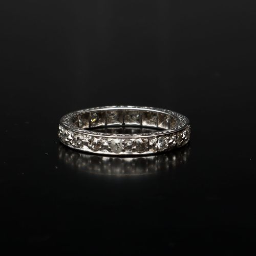 18ct White Gold Diamond Eternity Ring image-2