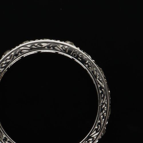 18ct White Gold Diamond Eternity Ring image-4