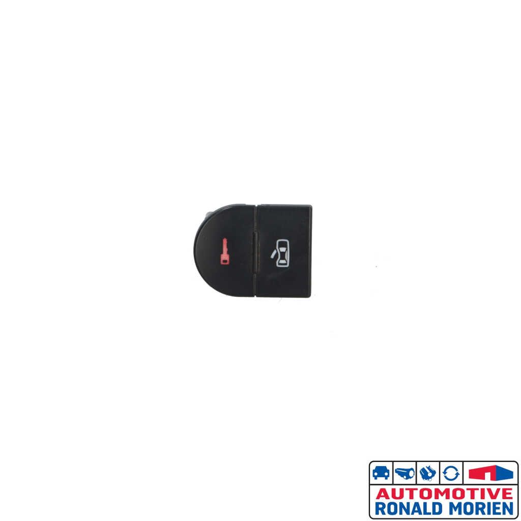 Used Central locking switch Audi TT (8N3) 1.8 T 20V Quattro Price € 5,00 Margin scheme offered by Automaterialen Ronald Morien B.V.