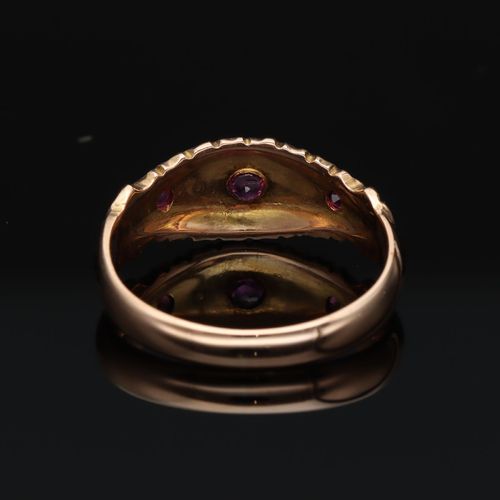 Early 20th Century 9ct Gold Ruby and Diamond Ring image-5