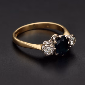 18k Gold Sapphire and Diamond Ring