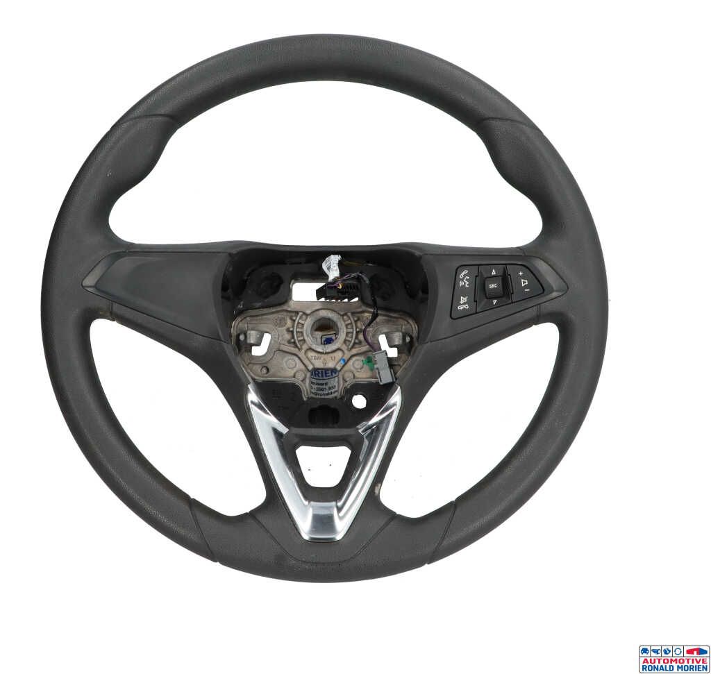 Used Steering wheel Opel Corsa E 1.0 SIDI Turbo 12V Price € 49,00 Margin scheme offered by Automaterialen Ronald Morien B.V.